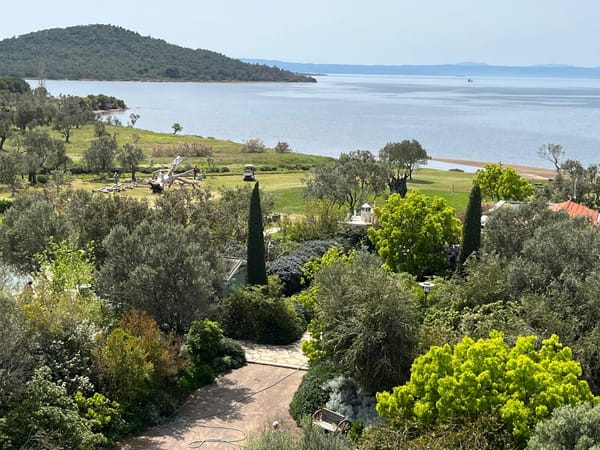 La linea dell'orizzonte e il passare degli anni